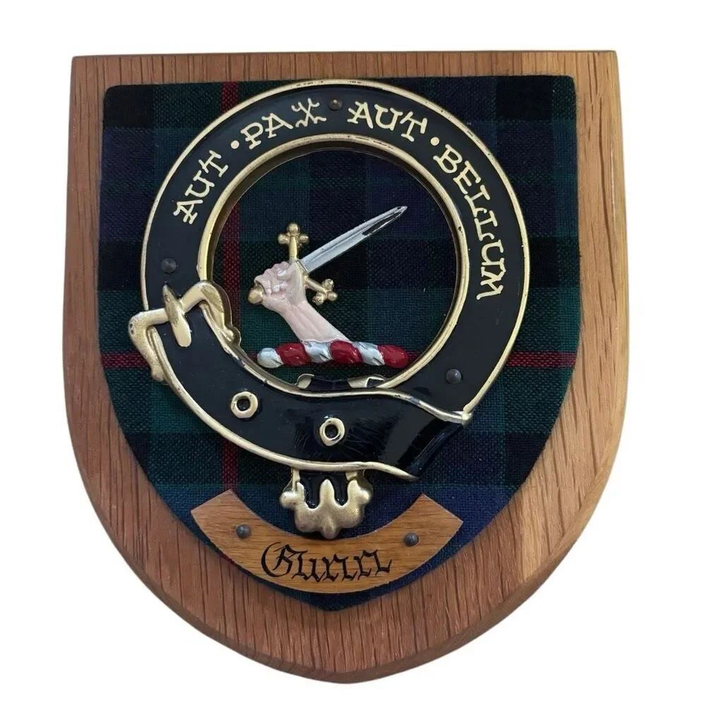 Vintage Gunn Clan Crest Wall Plaque 7” x 8” Made In Scotland